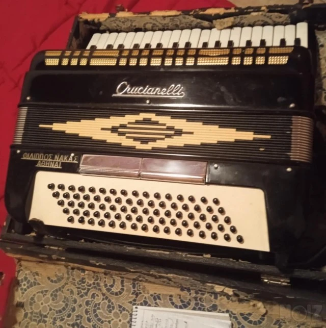 Ακορντεόν . Crucianelli   16 Πλήκτρα