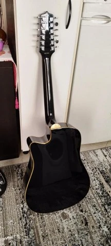 Takamine EG531SC-12