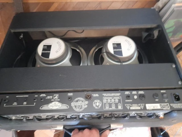 Traynor 150watt guitar amplifier Λαμπάτο