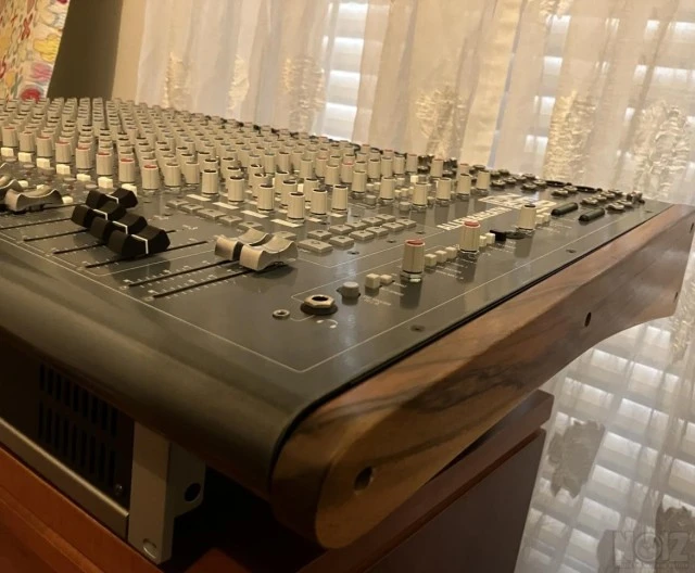 Allen &amp; Heath ZED R16 + Power Supply Upg