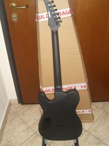 Lindo Dark Defender