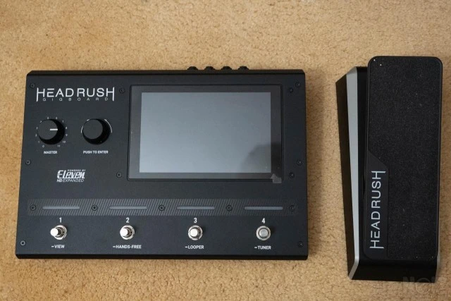 Headrush Gigboard + Headrush Expression 