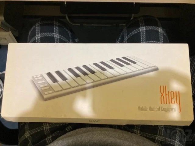 CME Xkey 25