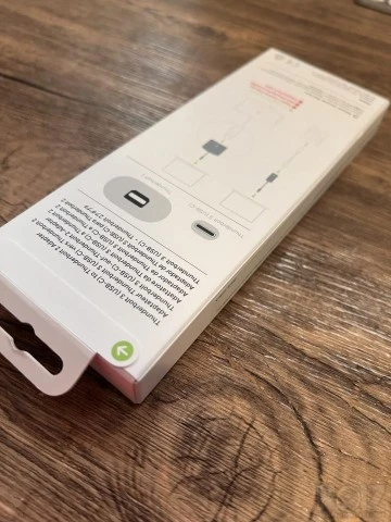 THUNDERBOLT 3 TO 2 ADAPTER Original