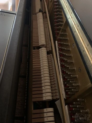 Πιάνο KAWAI όρθιο ύψους 131cm