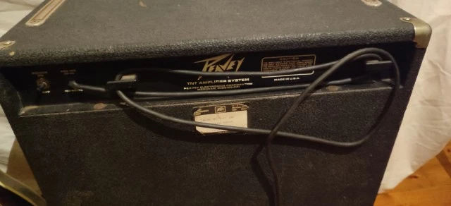 Ενισχυτής Μπάσου, Peavey TNT 100 in U.S.