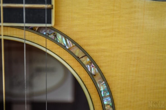 Taylor 914CE