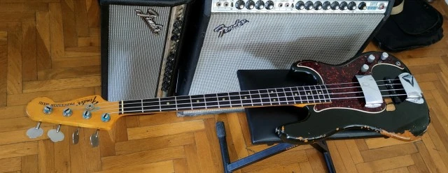 Fender Precision vintage Bass,εξαιρετικο
