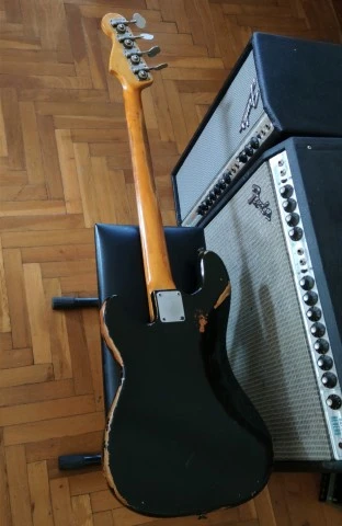 Fender Precision vintage Bass,εξαιρετικο