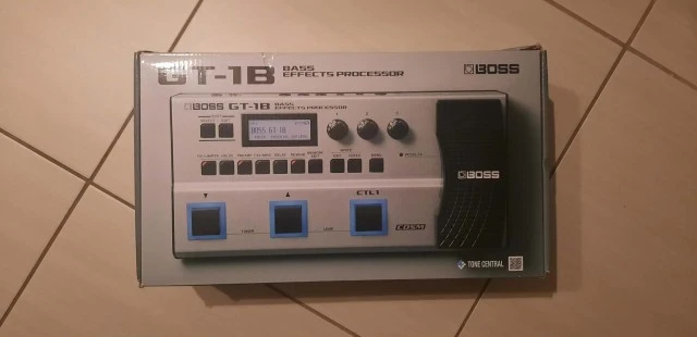  GT-1B Bass Effects Processor