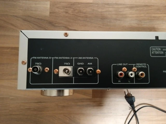 Tuner Marantz ST6000