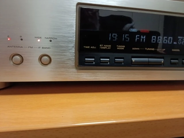 Tuner Marantz ST6000