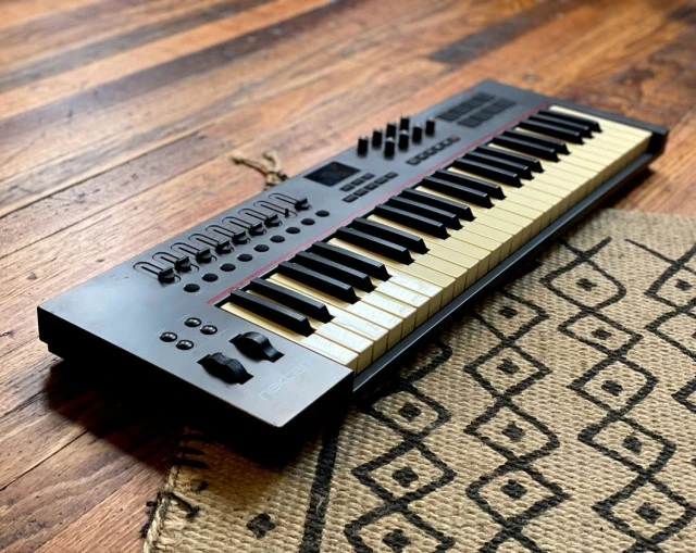 Nektar impact Lx49 