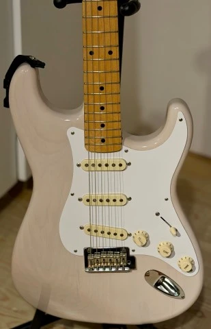 Fender MIJ Hybrid ‘50s Stratocaster (201