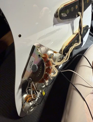 Fender MIJ Hybrid ‘50s Stratocaster (201