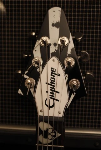 Epiphone Robb Flynn Baritone Flying V