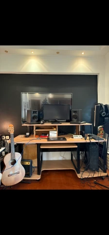 Thomann studio desk