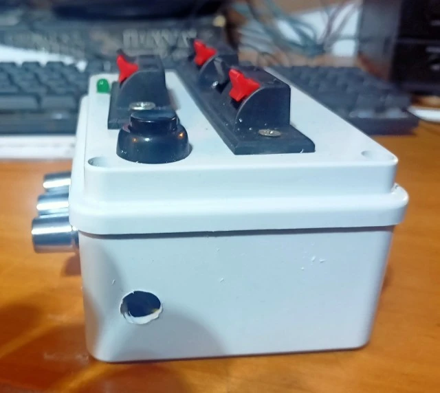 Ενισχυτης STEREO + SUBWOOFER