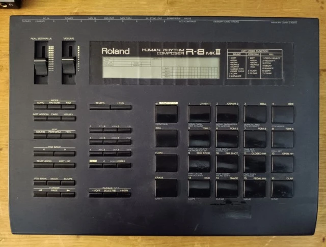 Roland R8 MK2