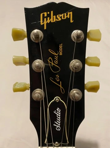 Gibson Les Paul Studio Fireburst(+case)
