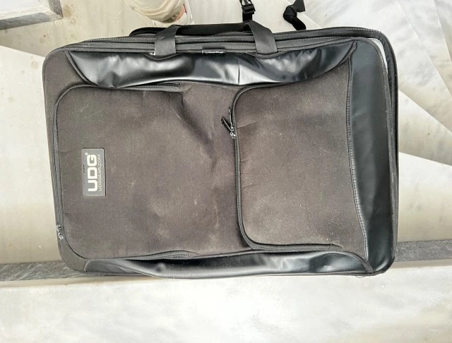 UDG Urbanite MIDI Controller Large Bag B