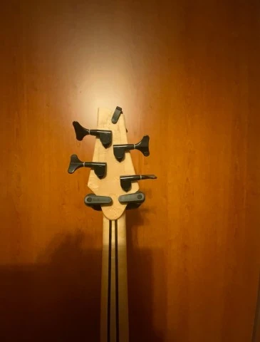 Human Base Fretless