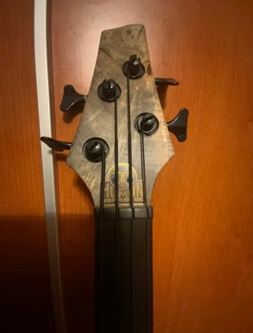 Human Base Fretless