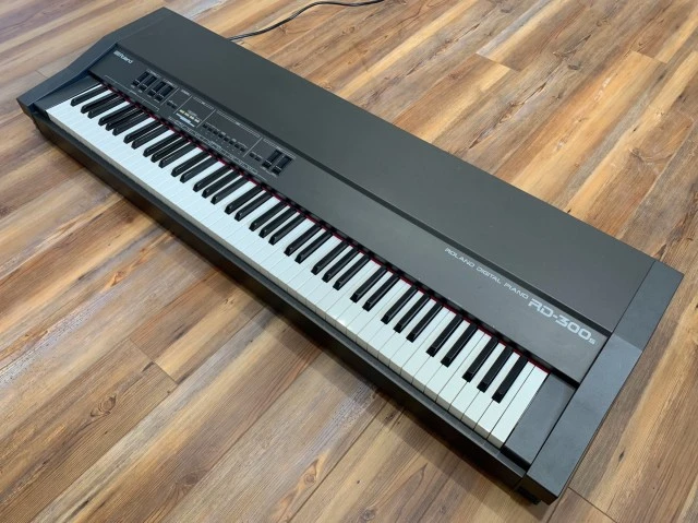 Roland RD-300S Digital Vintage Piano 88