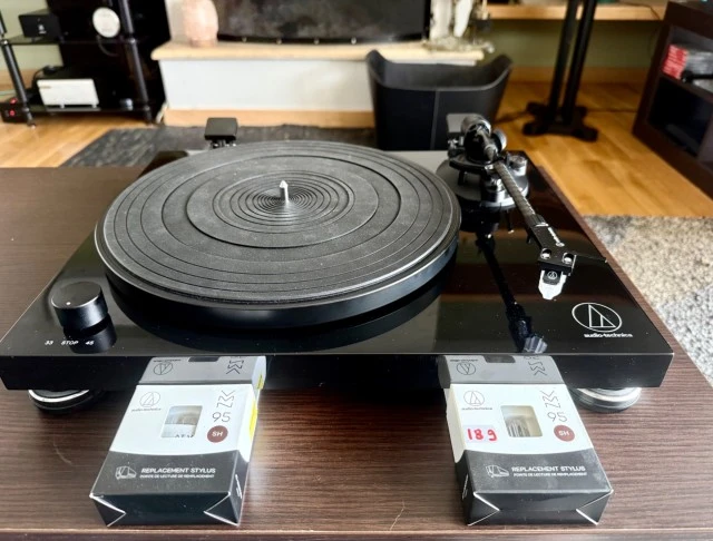 Audio-Technica AT-LPW50PB