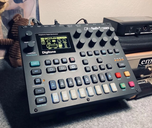 Digitone Elektron + Decksaver + Ήχοι 