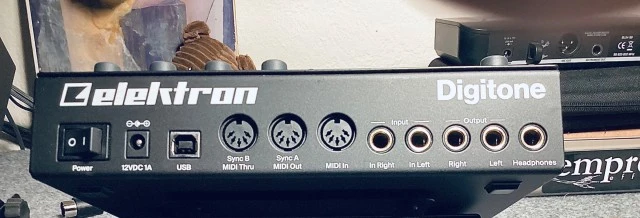 Elektron Digitone + Decksaver + Ήχοι