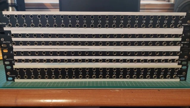 (4x) patchbays NEUTRIK NYS-SPP-L 1