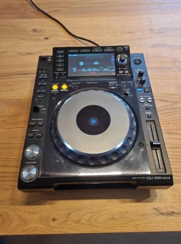Pioneer CDJ 2000 NXS