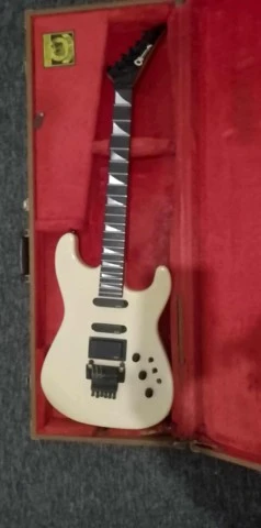 Charvel model 4 1981 