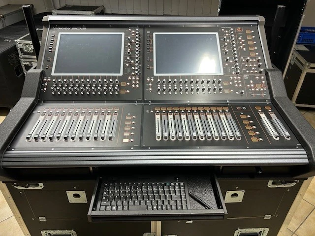 Digico SD12 in Flip Case - Waves