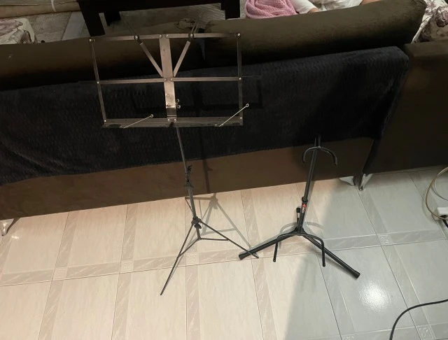 Πώληση βάσεις κιθαρας