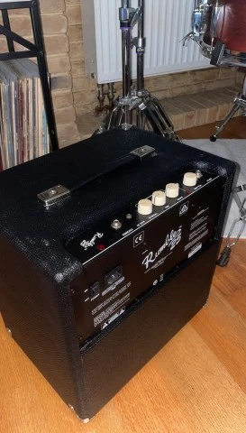 Fender Rumble 25