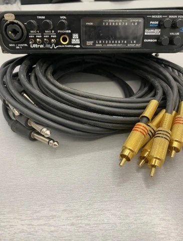 MOTU Ultralite MK3 Firewire με 8 καλώδια