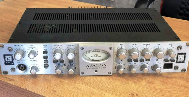 Avalon VT-737SP