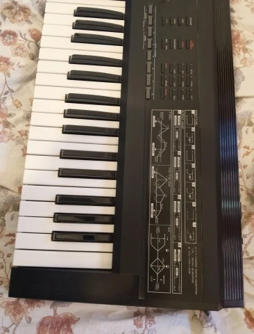 Roland D50