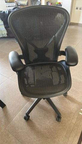 Herman Miller Aeron Classic
