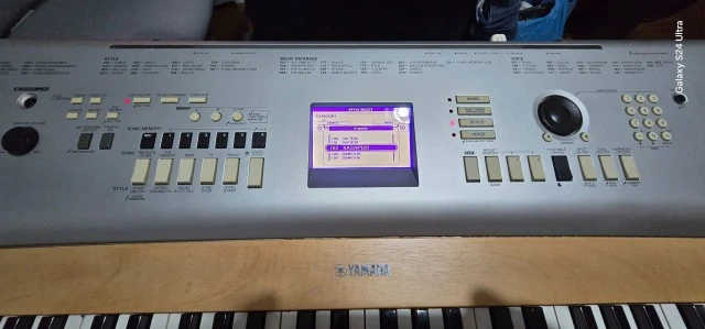 Yamaha DGX-630