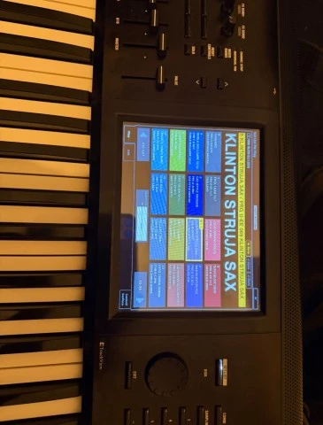 Korg Kronos 2 
