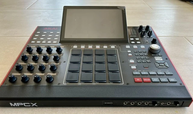 Akai MPC-X