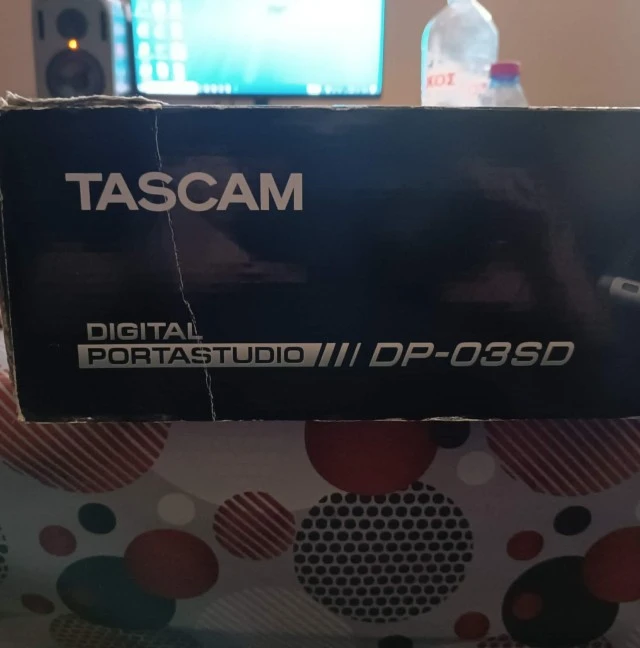 Tascam dp03sd πολύκανάλος ψηφιακός εγγρα