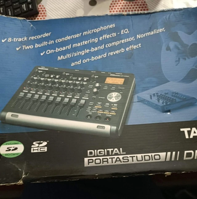 Tascam dp03sd πολύκανάλος ψηφιακός εγγρα