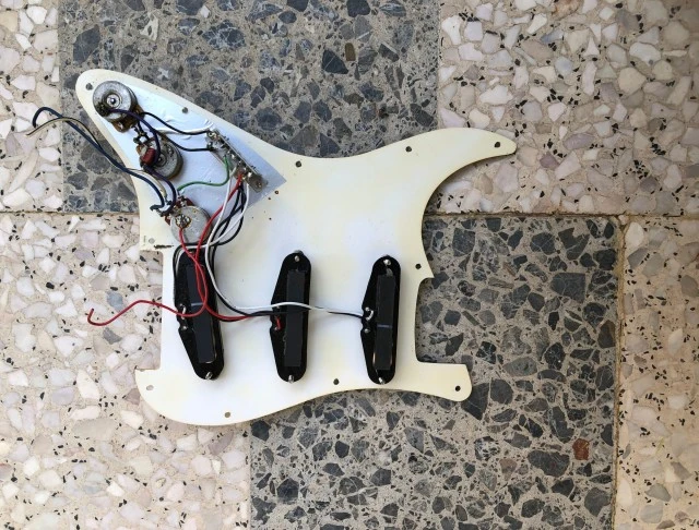Squier Pickguard Loaded