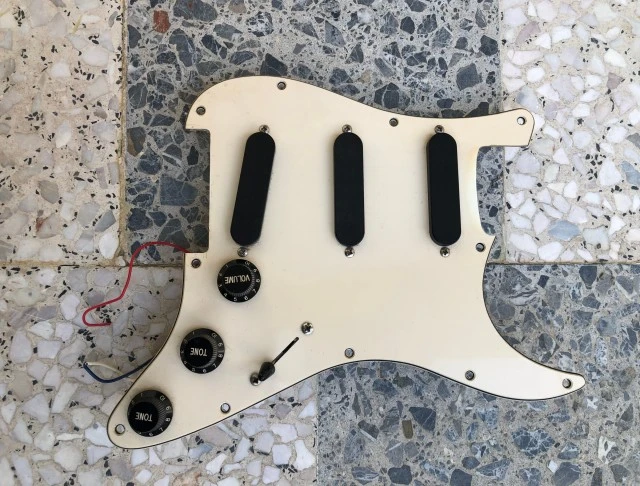 Squier Pickguard Loaded