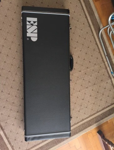 ESP LTD Iron Cross Snow White 2025 (KORE