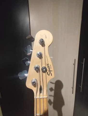 Squier Precision Affinity Butterscotch